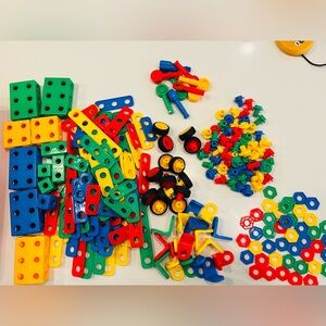 230+ Piece Building Blocks